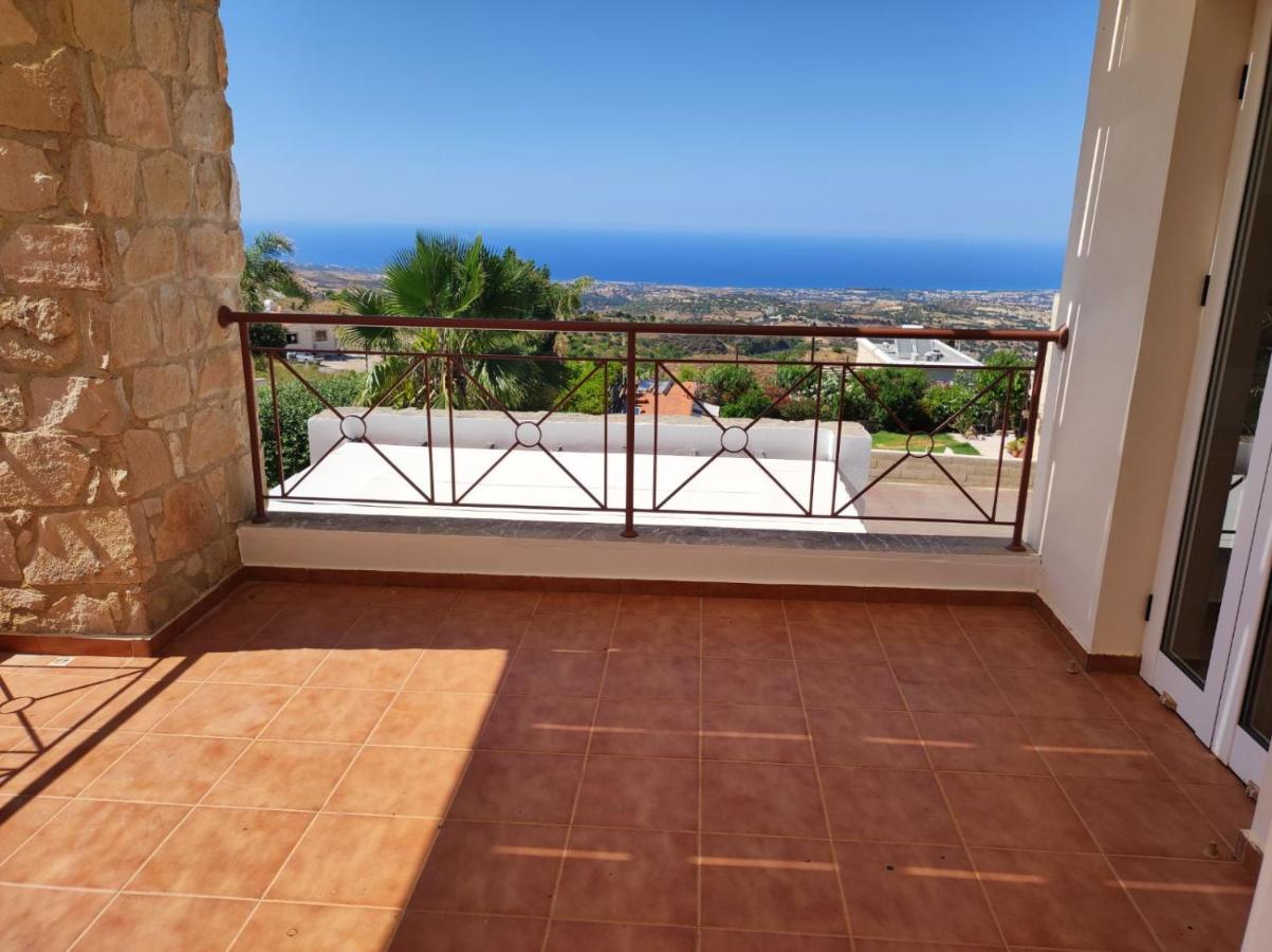Villa Serapho Paphos Buitenkant foto